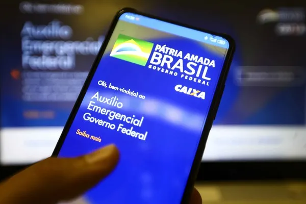 Imagem ilustrativa da imagem Primeira parcela do auxílio emergencial é pago a beneficiários do Bolsa Família com NIS 6