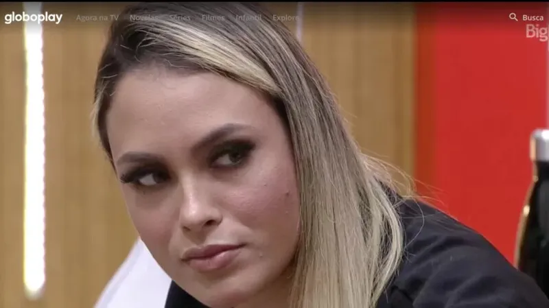 A consultora de marketing Sarah deixou o "BBB 21" com 76,76% dos votos