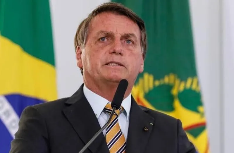 Imagem ilustrativa da imagem Bolsonaro anuncia que auxílio emergencial será pago no dia 4 ou 5 de abril