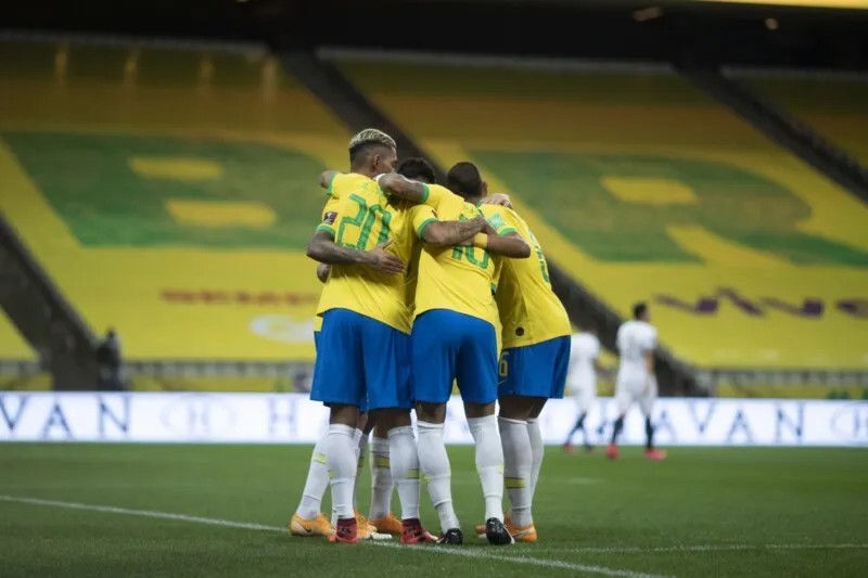 Imagem ilustrativa da imagem Brasil mantém terceiro lugar no primeiro ranking de seleções de 2021