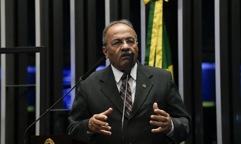 Chico Rodrigues estava afastado do Senado após ter sido flagrado pela PF com R$ 33 mil na cueca