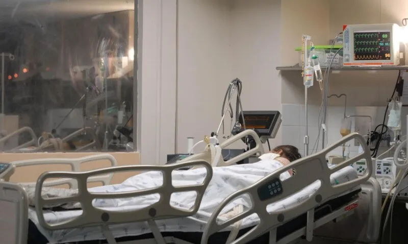 Cerca de 39% dos profissionais da área atenderam pelo menos um caso de trombose venosa ou embolia em pacientes que testaram positivo para Covid-19 em 2020