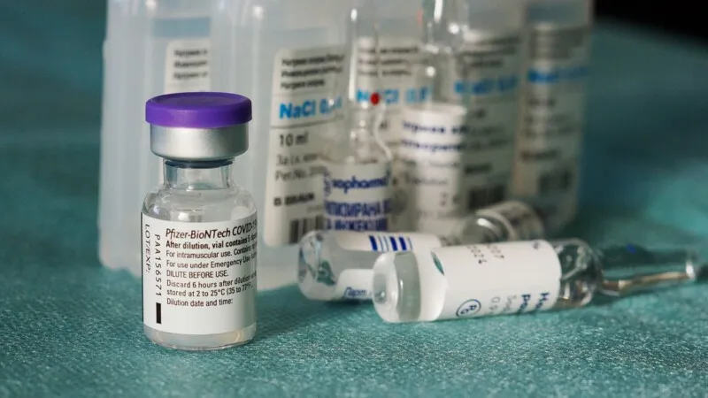 47 municípios dos 92 serão contemplados com vacinas da Pfizer para aplicação da primeira dose