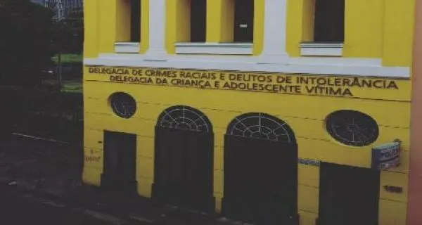 O homem foi preso por policiais civis da Delegacia da Criança e Adolescente Vítima 