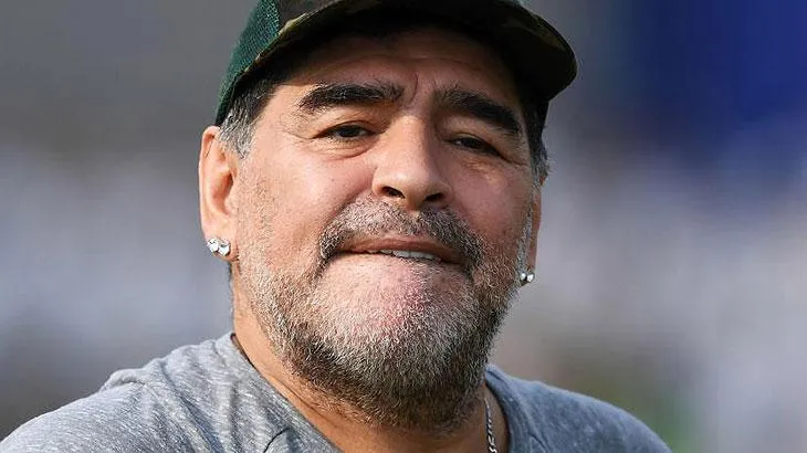 Diego Maradona morreu aos 60 anos de idade 