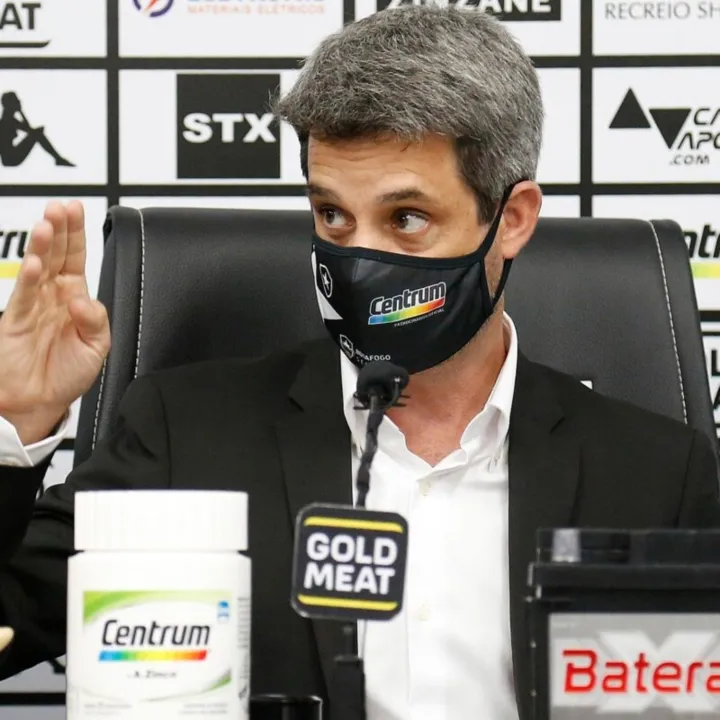 Clube vai ao mercado nas próximas semanas