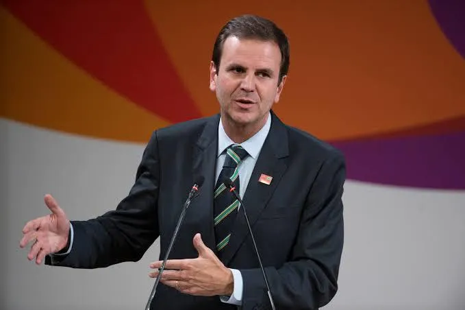Imagem ilustrativa da imagem Eduardo Paes divulga novo calendário de vacinação do Rio