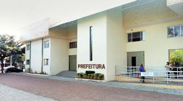 Os órgãos públicos municipais retomam o funcionamento na próxima segunda-feira (26)