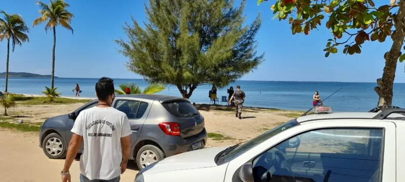 Está proibido o acesso às praias do município