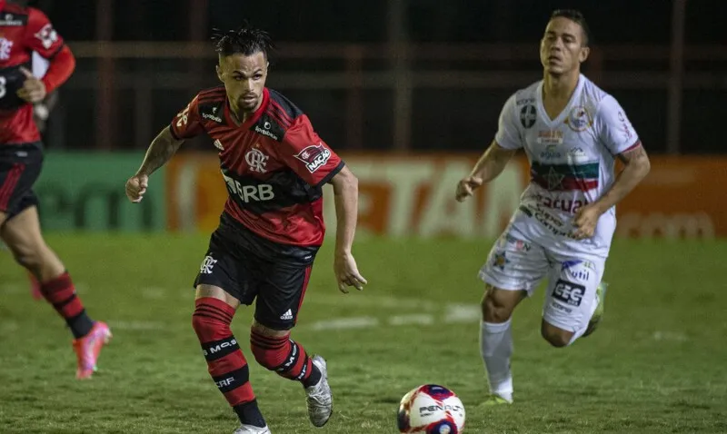 O time alternativo do Flamengo empatou em 2 a 2 com a Portuguesa