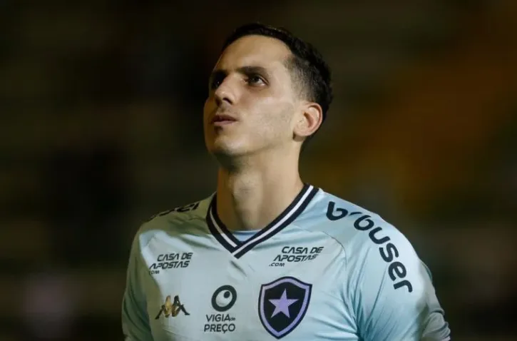 Jogador tem contrato com o Alvinegro até dezembro deste ano