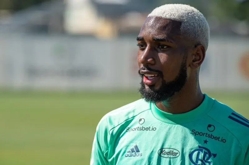 Imagem ilustrativa da imagem Flamengo recusa proposta de RS 160 milhões por Gerson