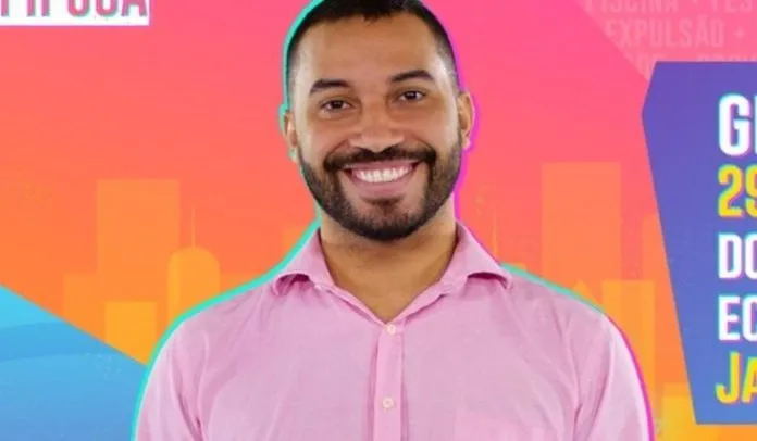 Um alarme soou após a fala do brother 