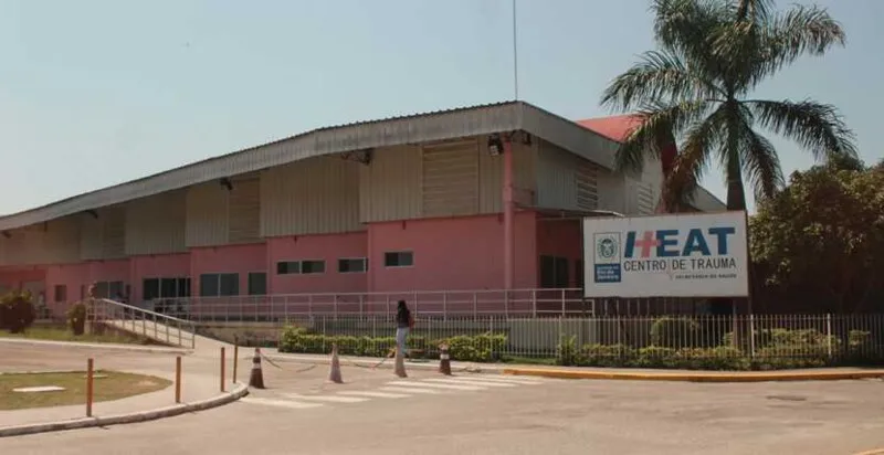 A vítima procurou socorro no Hospital Estadual Alberto Torres
