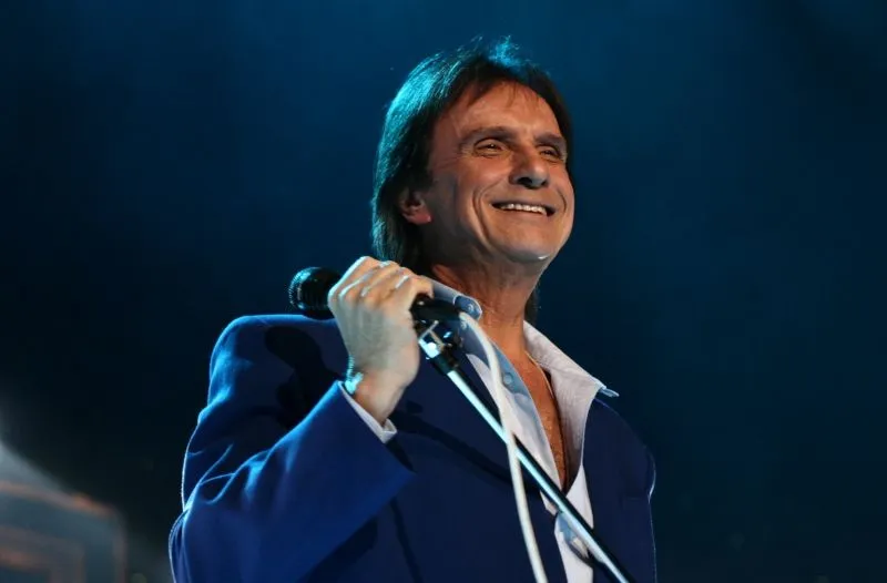 O cantor fará 80 anos 