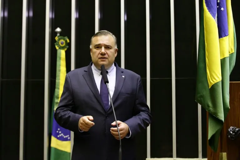 O autor do projeto, Ney Leprevost