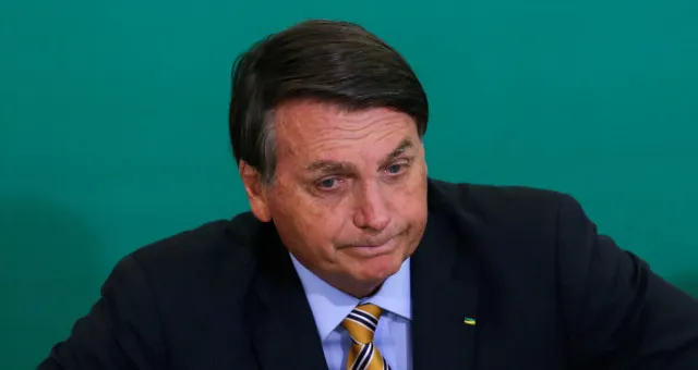 Bolsonaro diz que 'a capacidade de endividamento do país está no limite'