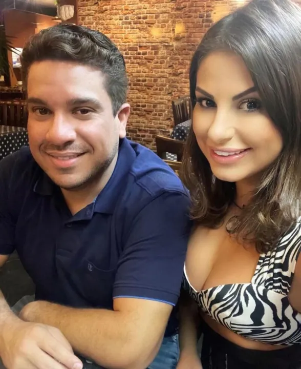 De acordo com testemunhas, o casal estava brigando antes do barulho dos disparos.