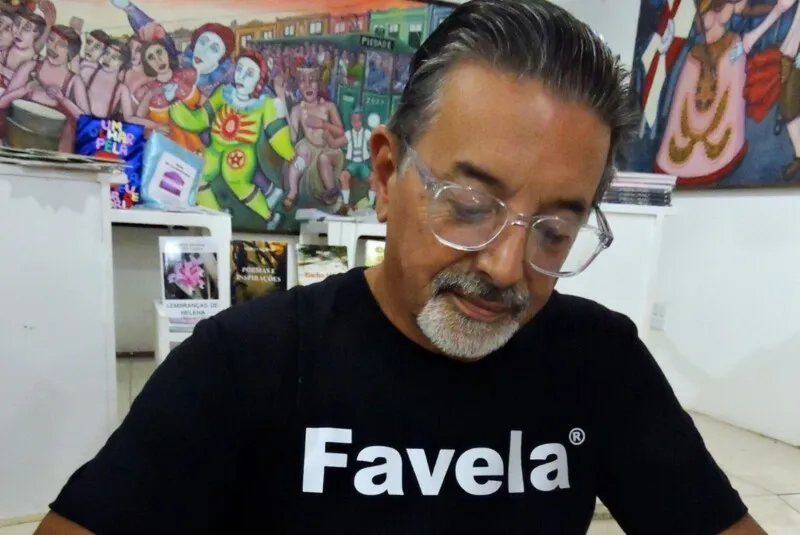 Imagem ilustrativa da imagem Manoel Lago, escritor líder do Povo do Livro, de Maricá, morre vítima da Covid-19