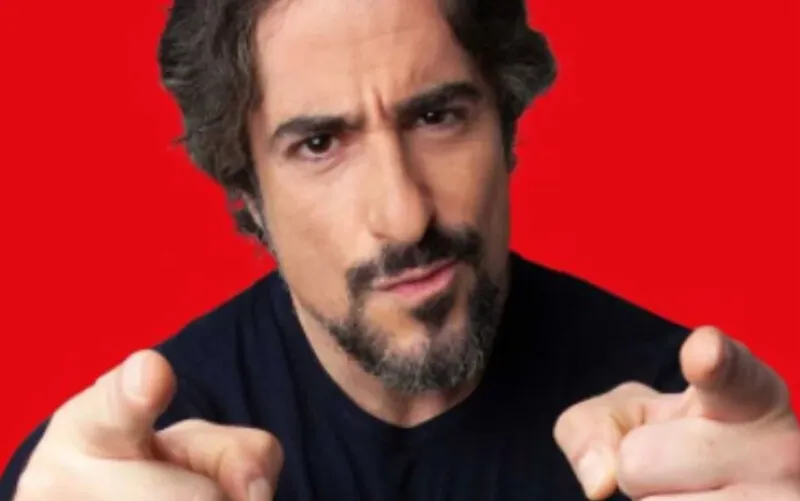 "Senhoras e senhores, TUDUM!!", escreveu Mion no Twitter