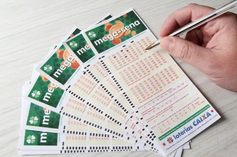 O valor de uma aposta simples na Mega-Sena é de R$ 4,50
