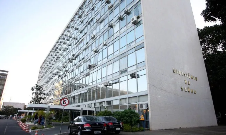 Invasor utilizou a técnica de "defacement", que é como uma pichação