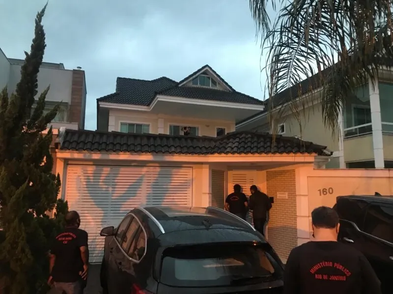 Imagem ilustrativa da imagem Apanthropía: MPRJ realiza operação para prender secretário de Saúde de Itatiaia e quadrilha responsável por fraude em processo de compra de EPI’s