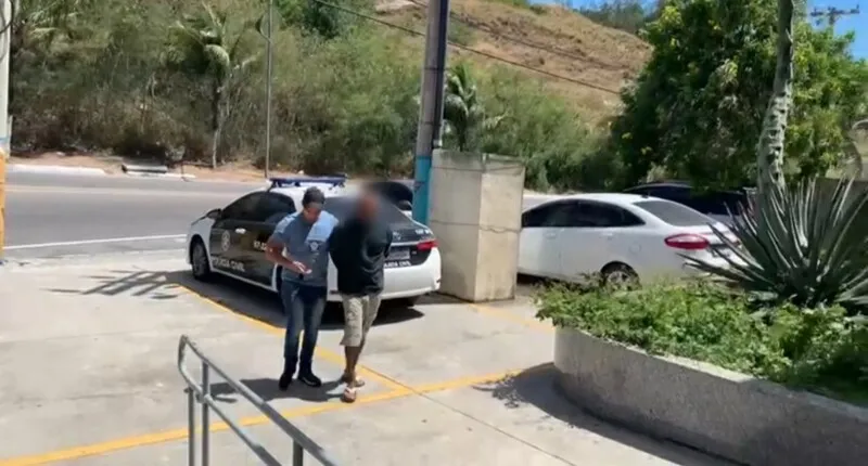 Ele foi preso no Centro de Arraial do Cabo