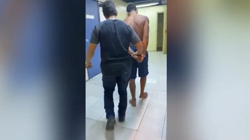 Homem foi preso na altura do km 26 da RJ-106, no bairro Parque Nanci