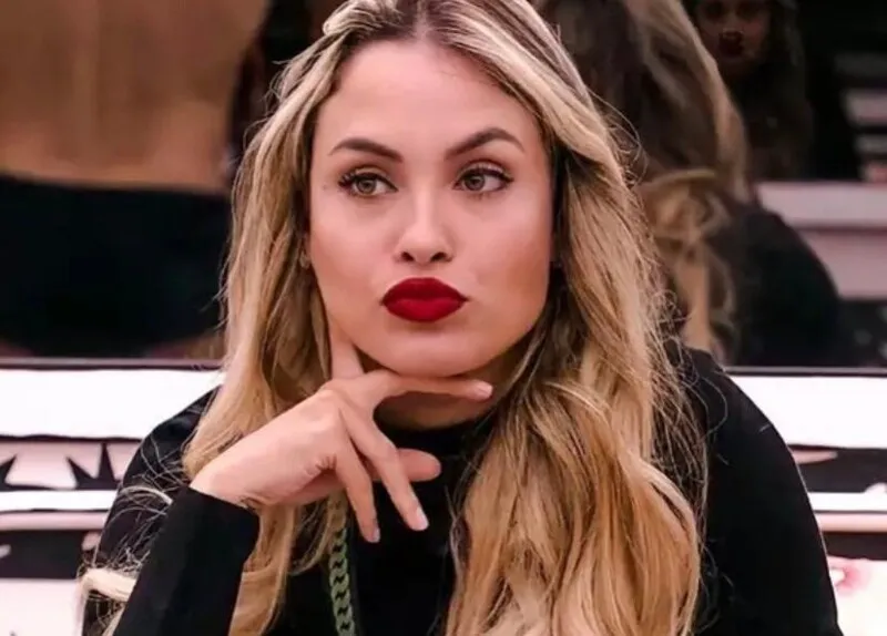 Imagem ilustrativa da imagem BBB21: Sarah perde cerca de 1 milhão de seguidores após falas no reality