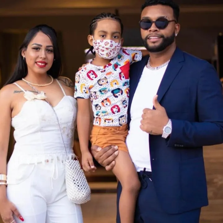 Nego Di tem um filho de cinco anos com Tamyres Hirtz