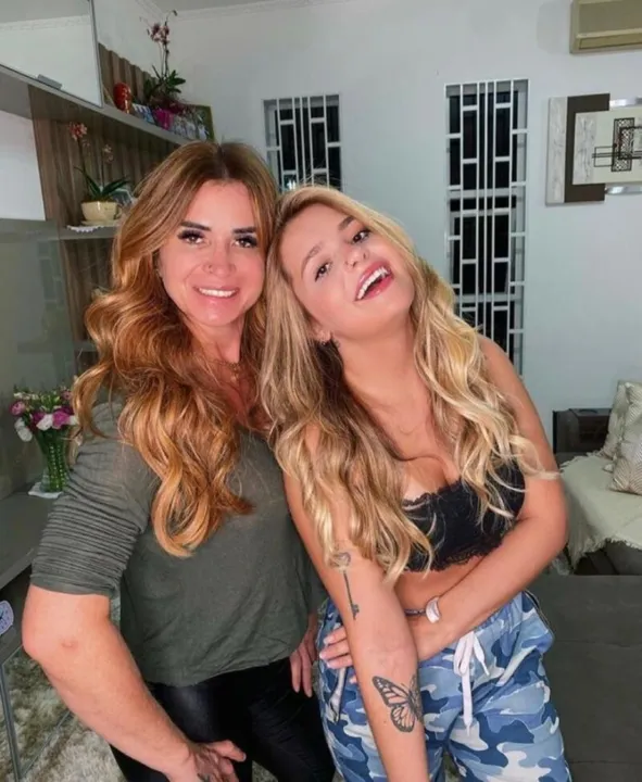 Mãe da sister falou ao GShow 