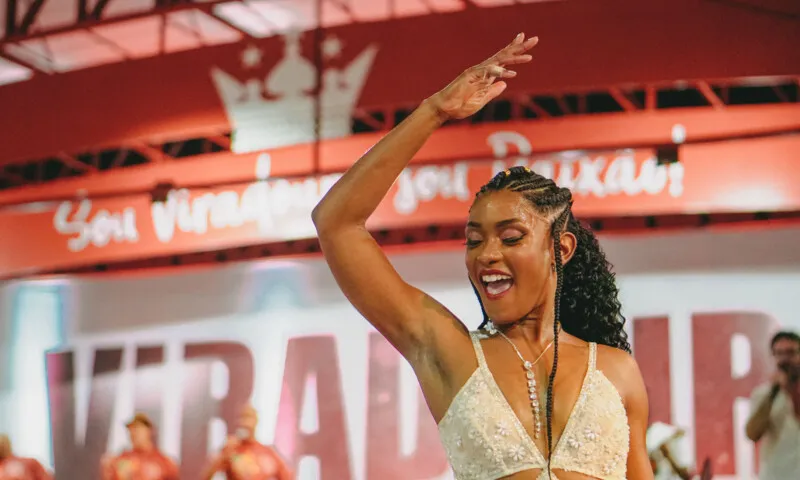 Erika foi anunciada como soberana dos ritmistas da atual campeã do Carnaval carioca em junho passado