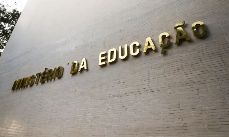 As vagas são para 6.146 cursos de graduação, em 125 instituições públicas de ensino superior