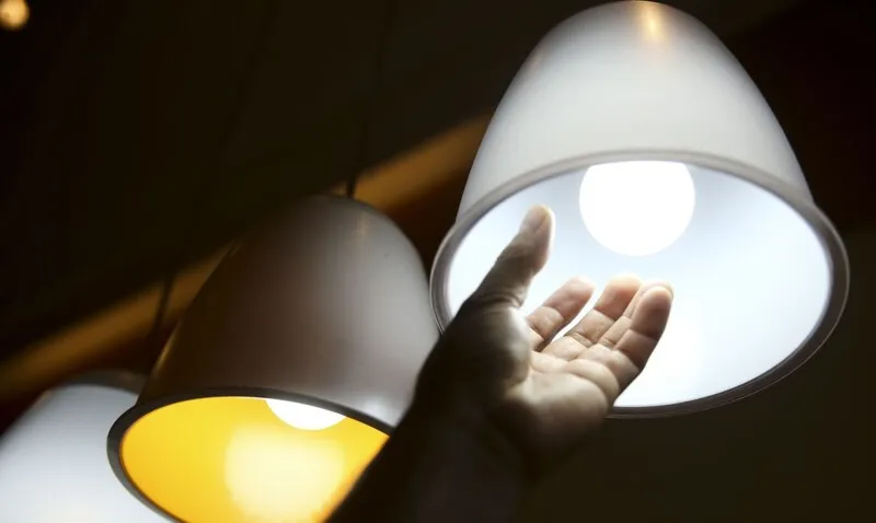 O custo de 100 kilowatt-hora permanece em R$ 9,492