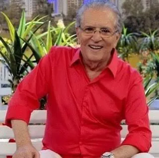 Carlos Alberto de Nóbrega está internado em SP