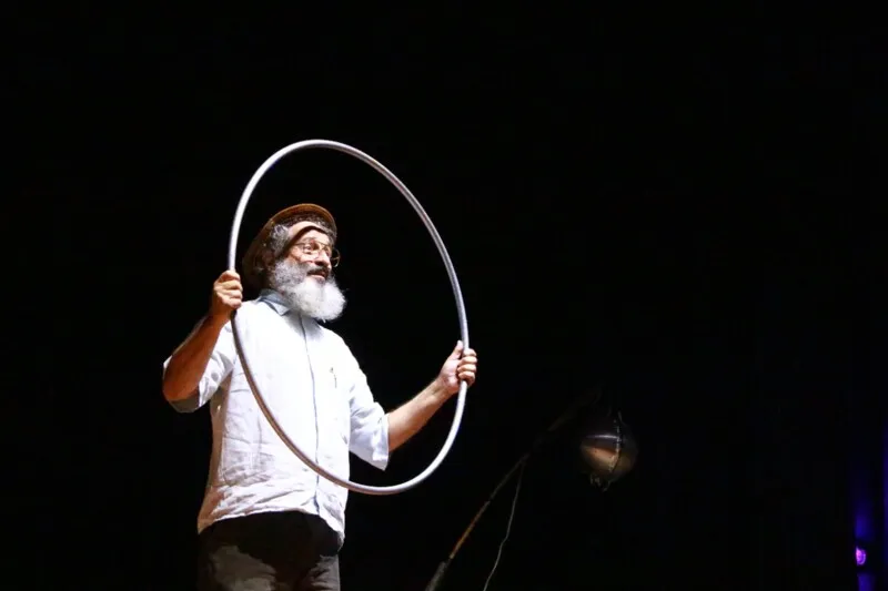 Peça 'Paulo Freire, o andarilho da utopia'