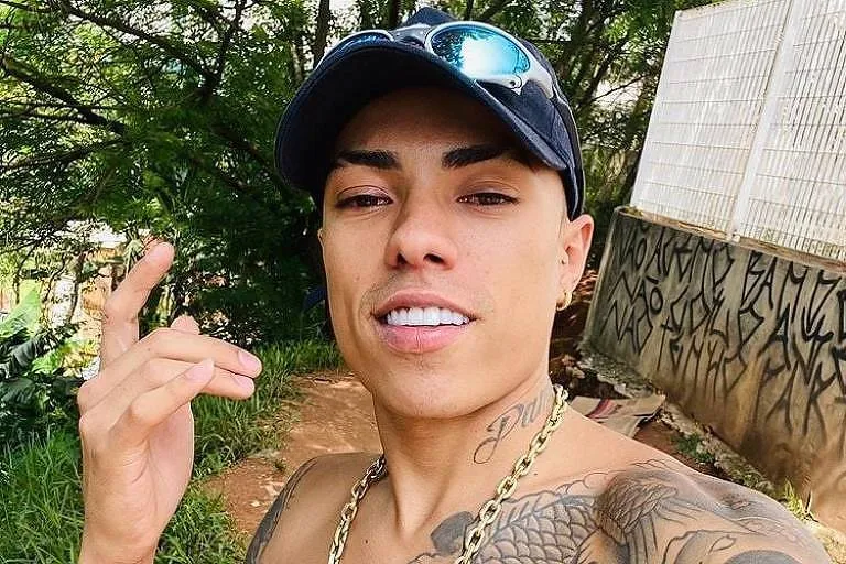 A mulher Laisa Ribeiro, de 22 anos, abriu um boletim de ocorrência contra o MC após o caso
