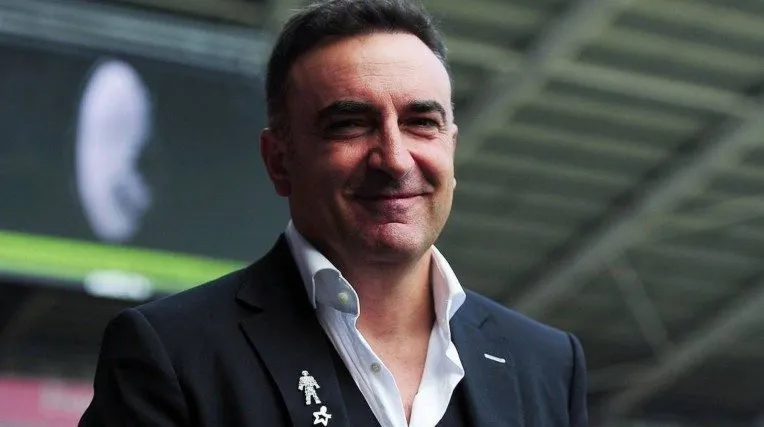 Carlos Carvalhal é a principal opção do Flamengo no momento