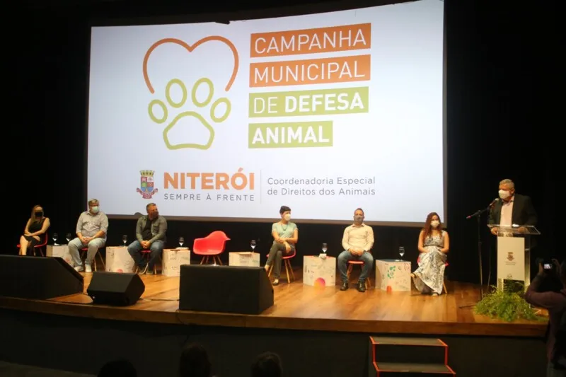 Axel Grael destacou os avanços registrados na cidade com ações desenvolvidas para a proteção animal nos últimos anos.