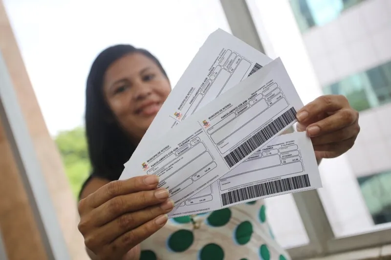 Uma dívida de até 10 mil reais agora pode ser paga em 48 parcelas