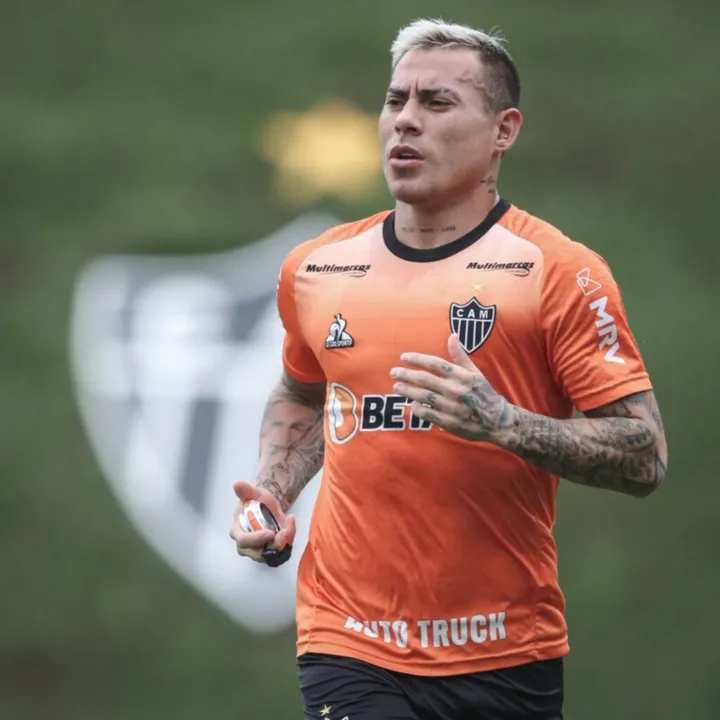 Botafogo tem interesse em Vargas, do Atlético-MG