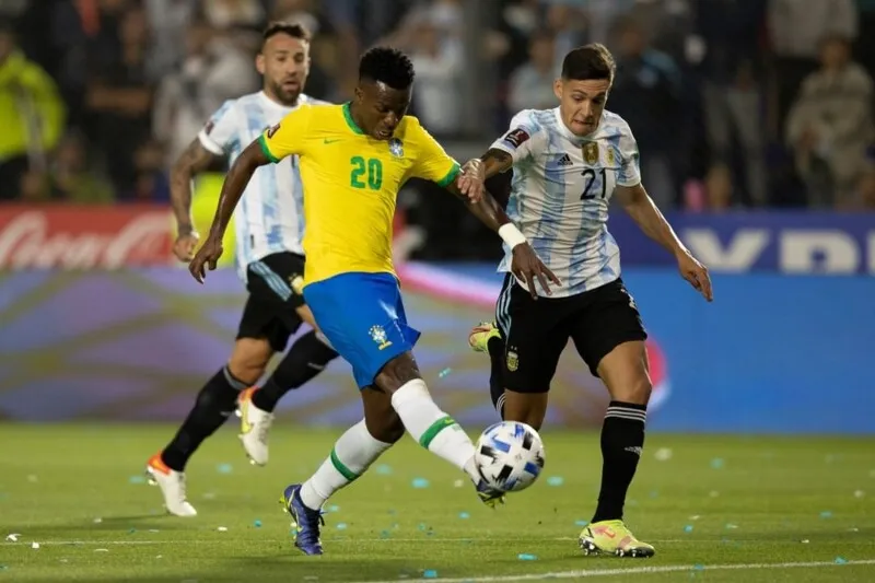 Clássico entre Argentina e Brasil terminou empatado sem gols 
