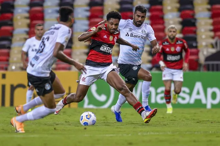 No primeiro turno, no Maracanã, o Grêmio venceu o Flamengo por 1 a 0