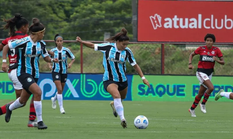 Grêmio avança para a final da Supercopa do Brasil Feminina