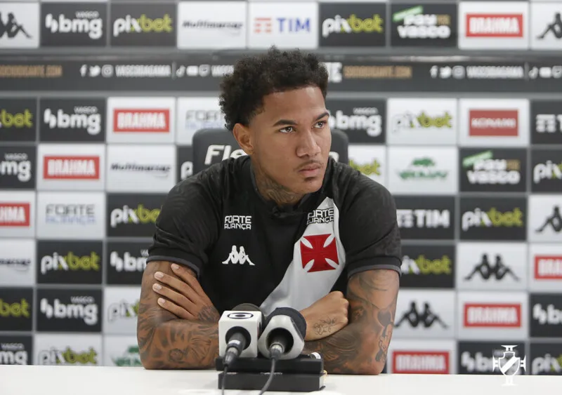 Zé Gabriel foi vítima de assalto no Rio