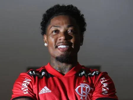 Contrato de Marinho é de dois anos