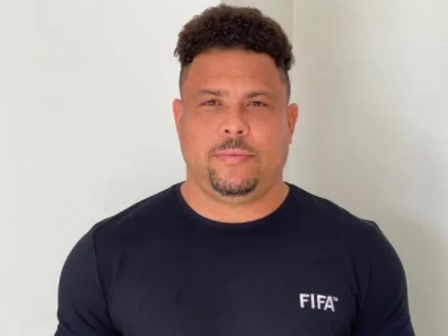 Cruzeiro anunciou que Ronaldo testou positivo para a Covid-19