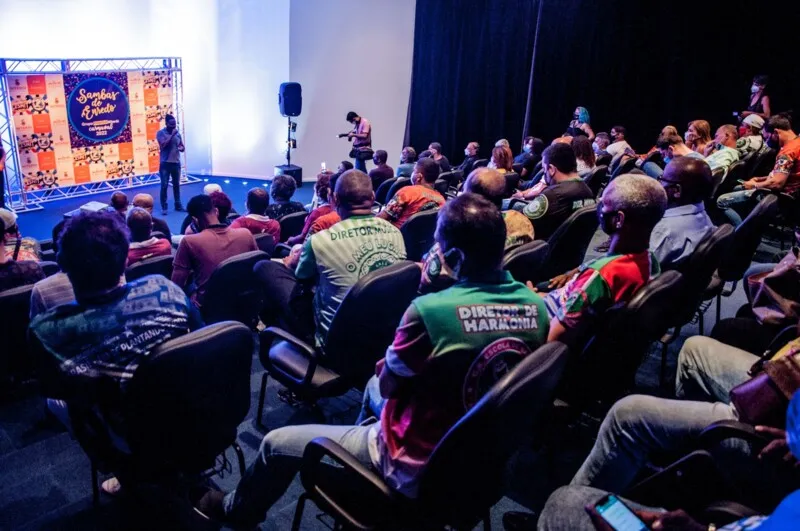 Cerimônia de lançamento