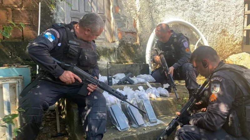 Policiais militares efetuaram a prisão 
